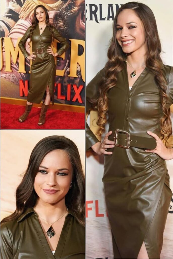 Alexis Knapp Biography, Age, Life Story & Career Facts 2026