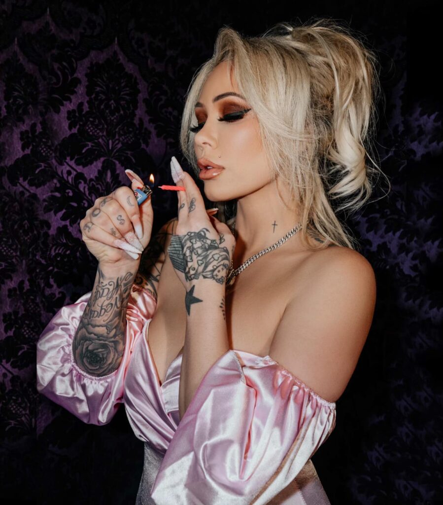 Bunnie XO Biography, Age, Career, Net Worth & Unknown Facts 2026