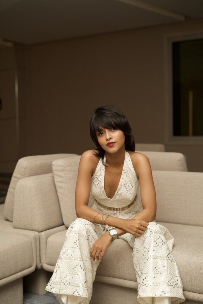 Yohani Biography, Age, Net Worth & Career Facts 2026