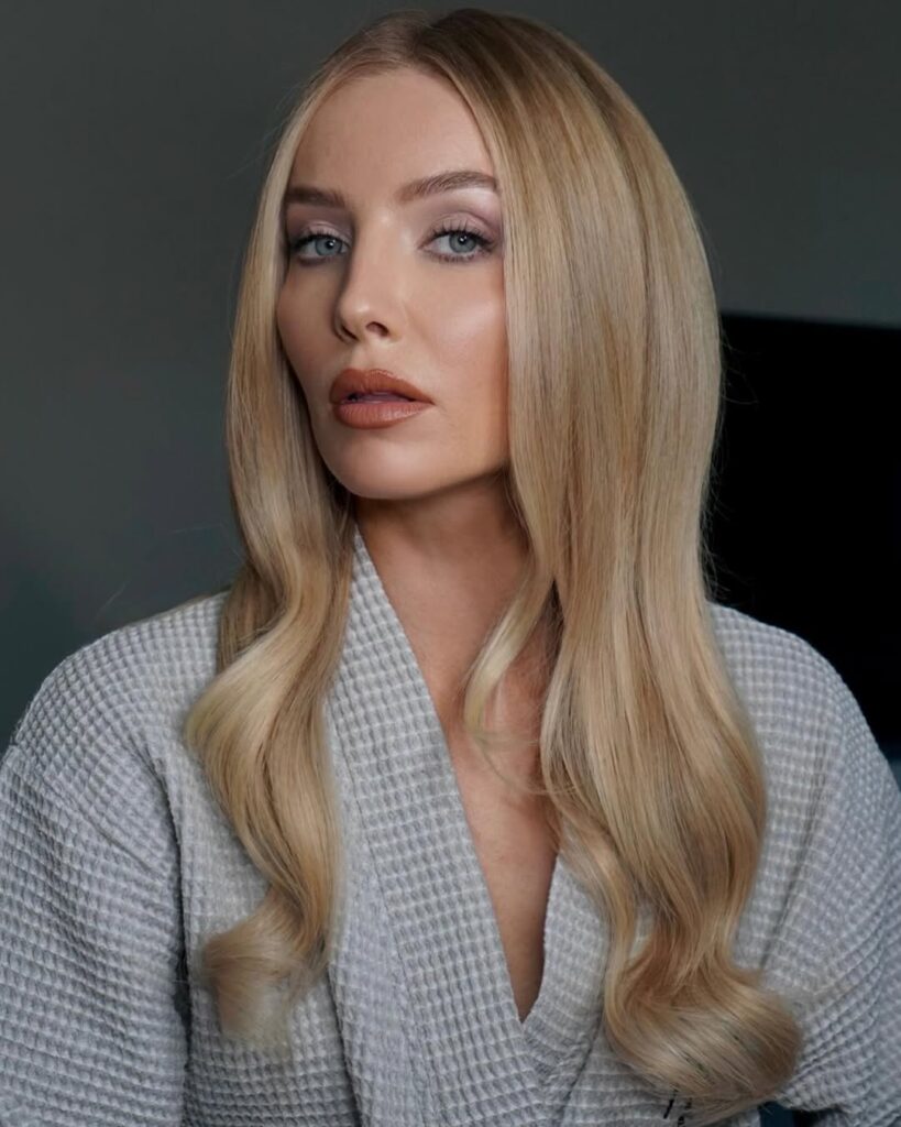 Annabelle Wallis Biography, Age, Career & Net Worth 2026