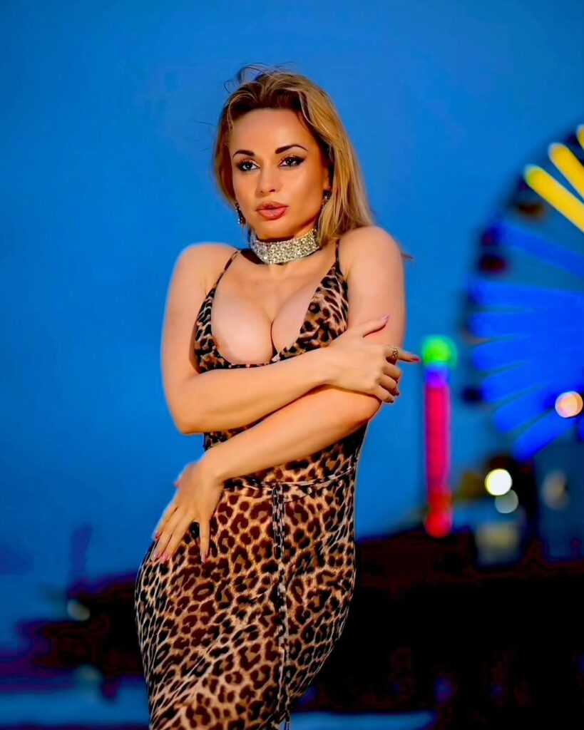Who Is Crystal Rush? Bio, Age, Career & Net Worth 2026
