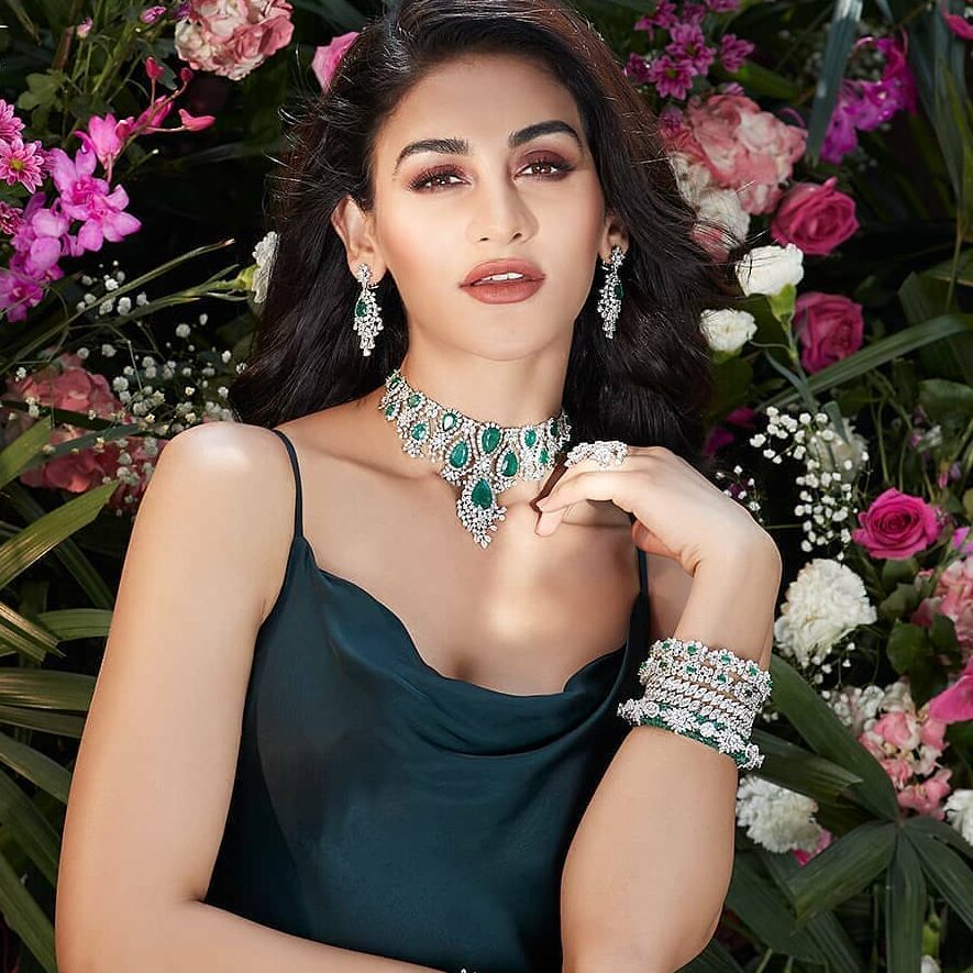 Aditi Arya: Miss India 2015, Yale MBA & Jay Kotak Wife (Update 2026)