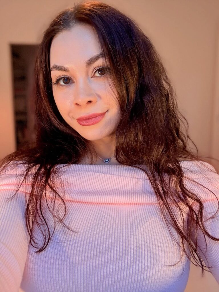 Loly Lips Biography, Age, Net Worth & Career Facts 2026