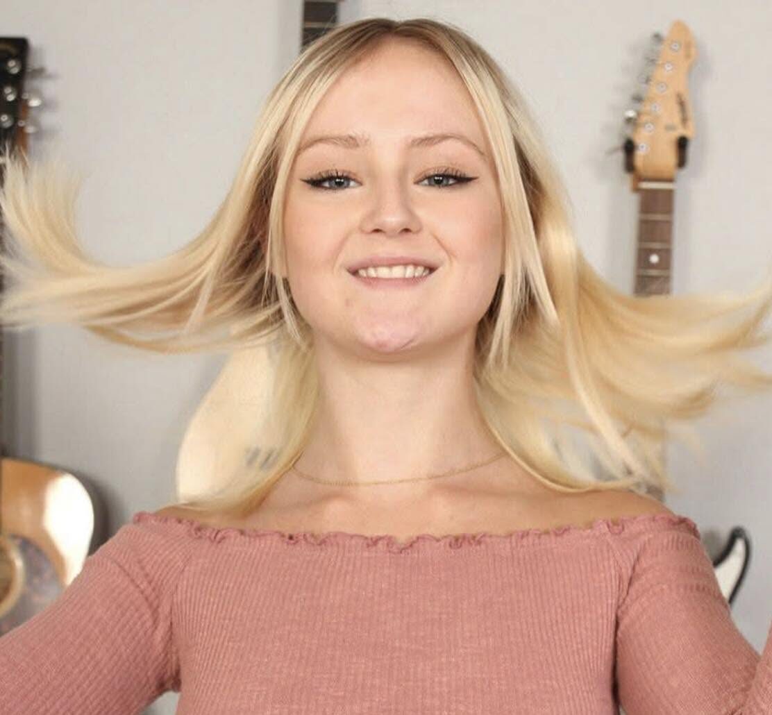 Who is Natalia Queen? Bio, Age, Career & Net Worth 2026